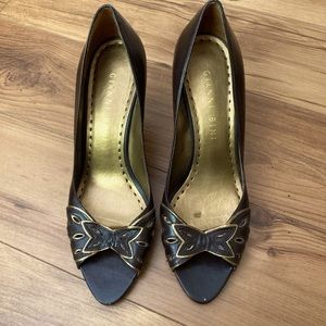 Gianni Bini Lindia Black Petra Open Toe Pumps Heels Shoes Women's Size 7.5 M